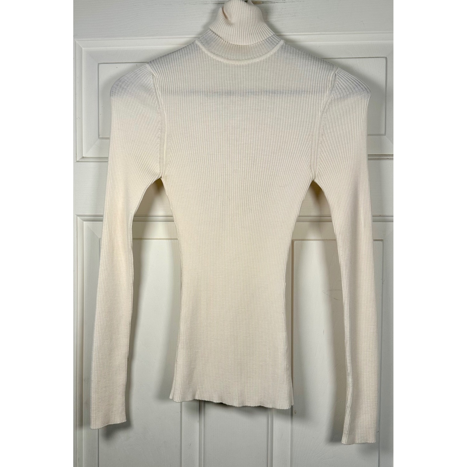 Wolford Cream 100% Virgin Wool Ribbed Turtleneck Sweater Slim Fit Womens Xs